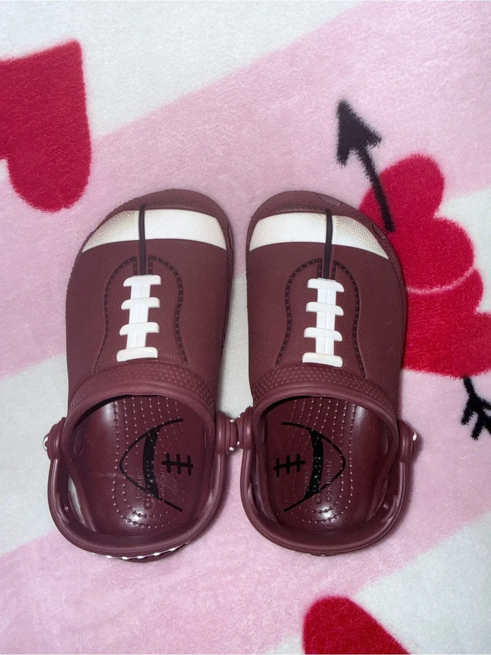 CROCS Kids Brown & White Football Clog Sandals, Size 11C
